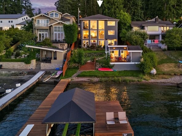 17714 SE 40th Place, Bellevue WA 98008