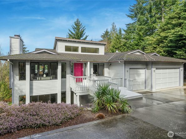 2420 Squak Mountain Loop SW, Issaquah WA 98027
