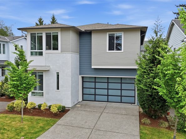 8215 NE 126th Drive, Kirkland WA 98034