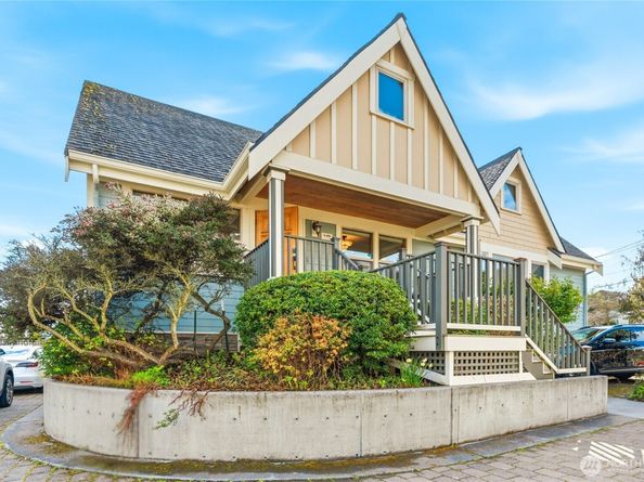 4414 Eastern Avenue N 4418, Seattle WA 98103