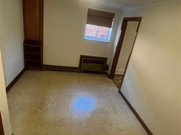 1106 Keswick Place, Fort Lee NJ 07024