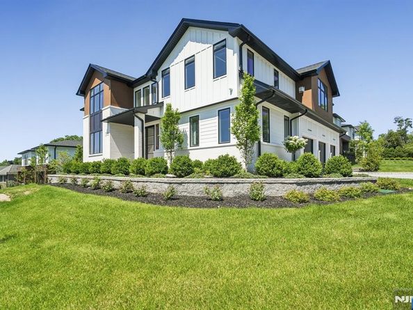 316 Bolz Street, Englewood Cliffs NJ 07632