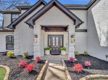 7004  Ledbetter Road 