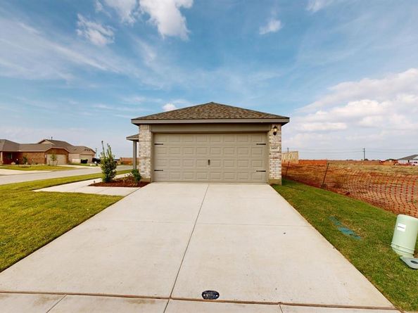 14105  Bacton Road , Pilot Point Texas 76258