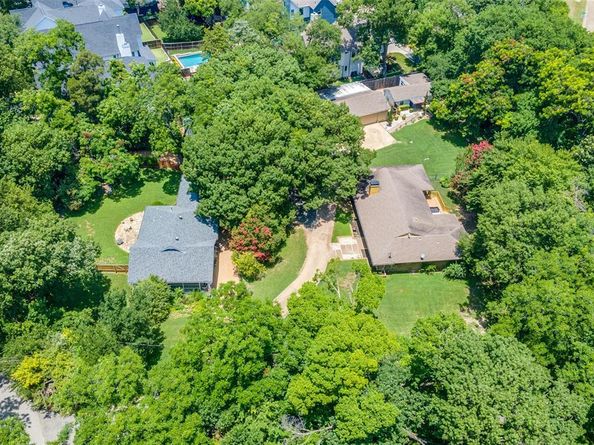 800  Harter Road , Dallas Texas 75218