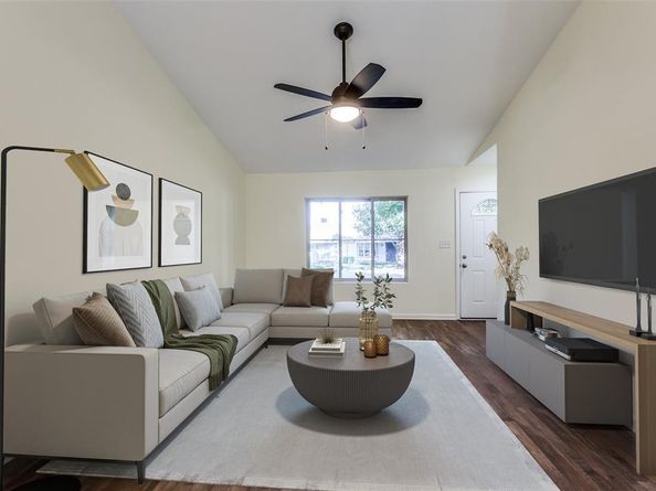 13784  Brookgreen Circle , Dallas Texas 75240