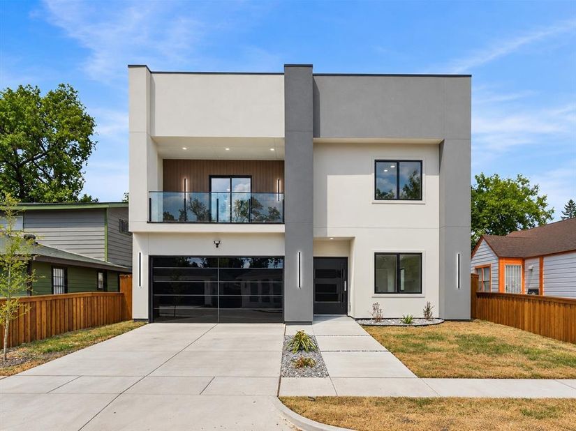 1711  Kraft Street , Dallas Texas 75212