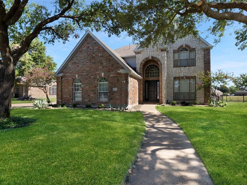 112  Dunford Drive , Heath Texas 75032