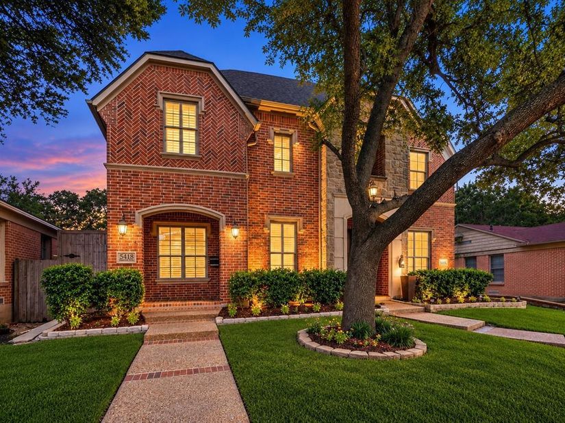 5418  Martel Avenue , Dallas Texas 75206