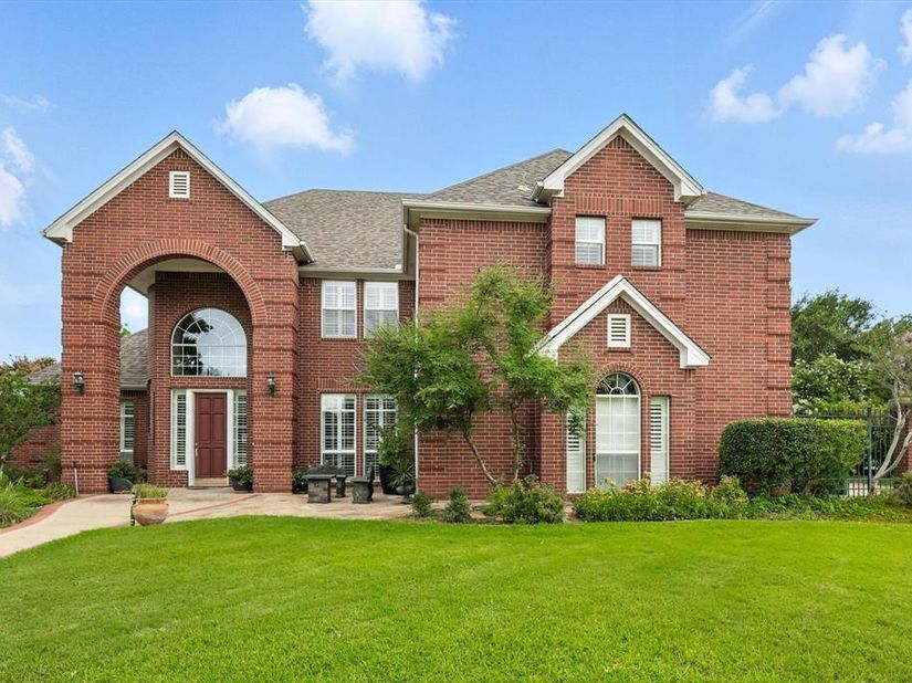 109  Visalia Lane , Denton Texas 76210