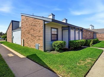 636  Bellaire Drive 