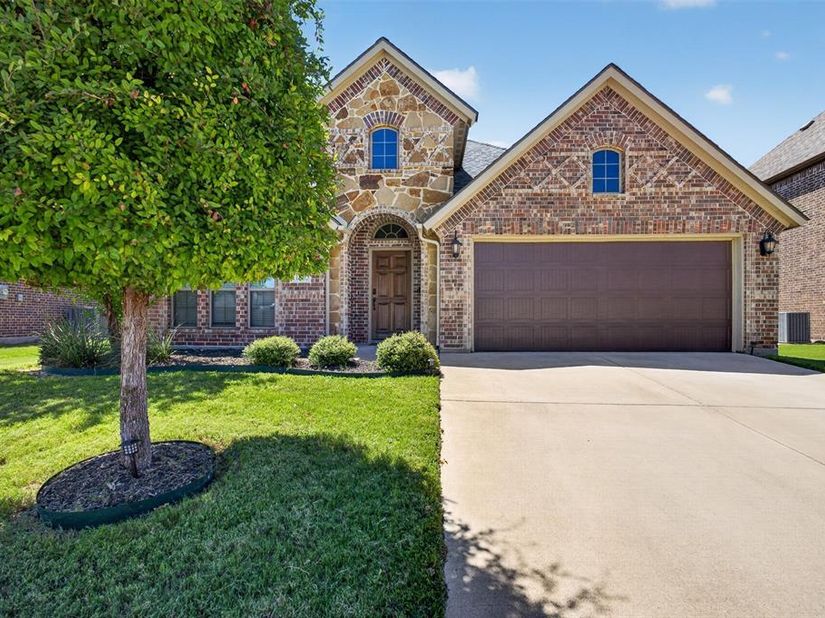 11805  Dixon Drive , Fort Worth Texas 76108