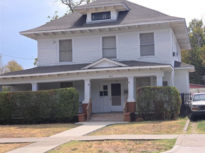 4726  Reiger Avenue , Dallas Texas 75246