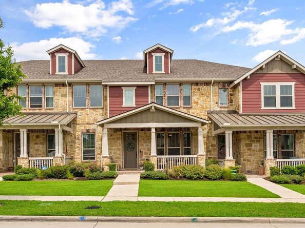 2529  Barnwood Lane , Garland Texas 75042