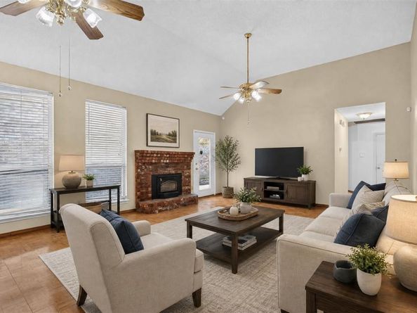 2422  Weatherby Drive , Mesquite Texas 75181