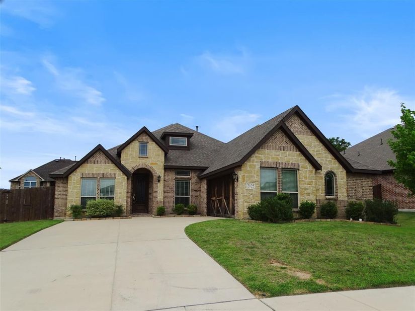 2125  Flora Lane , DeSoto Texas 75115