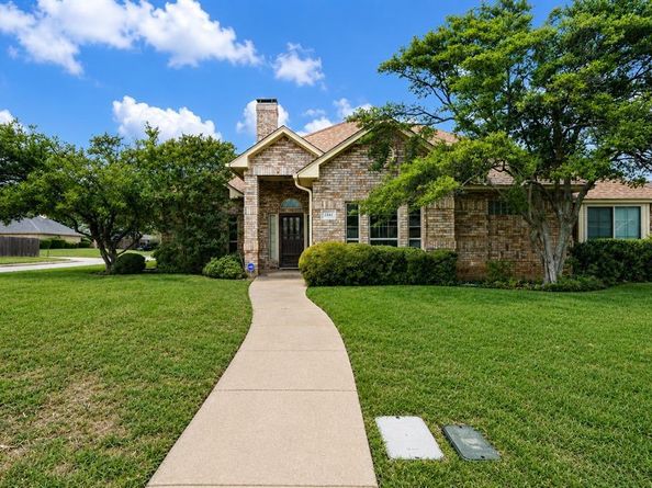 1341  Nettleton Drive , DeSoto Texas 75115