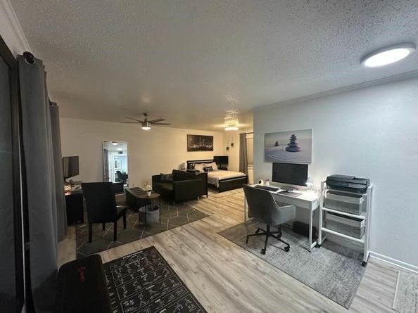 5036 N Hall Street , Dallas Texas 75235