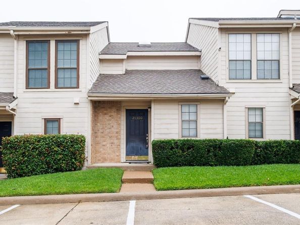 3635  Garden Brook Drive  21300, Farmers Branch Texas 75234