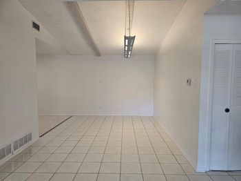 3325  Lariat Lane 