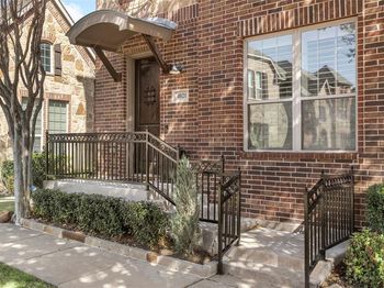 4021  Winsor Drive 