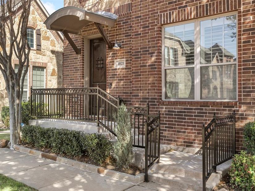 4021  Winsor Drive , Farmers Branch Texas 75244