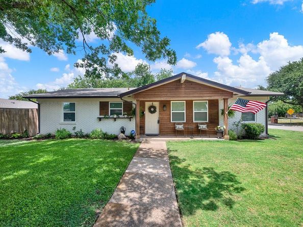 745  Pinehurst Drive , Richardson Texas 75080