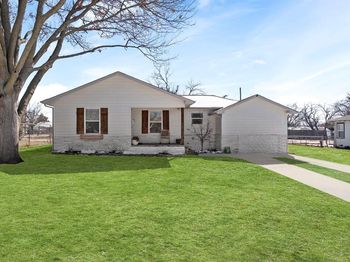 312  Hillcrest Avenue 