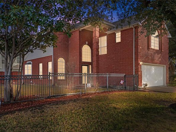 9447  Abbey Road , Irving Texas 75063