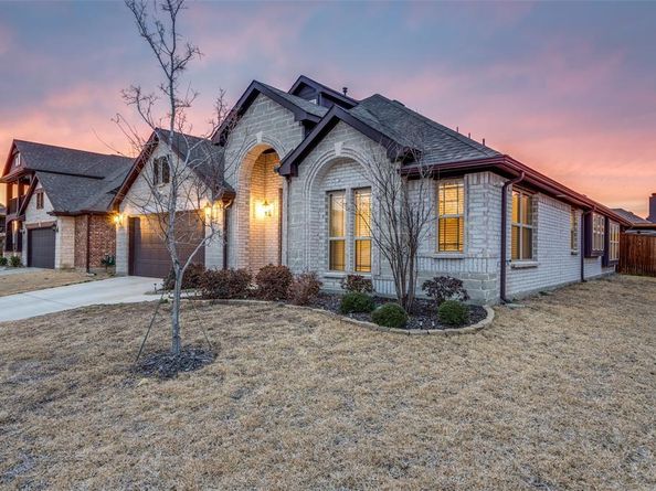 1605  George Lane , Little Elm Texas 75068