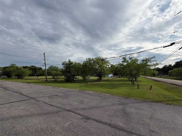 13104  Nile Drive , Dallas Texas 75253