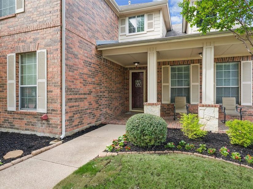 1301  Bramble Lane , Mansfield Texas 76063