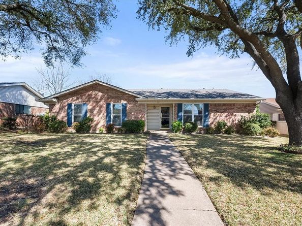 1521  Glouchester Drive , Garland Texas 75044