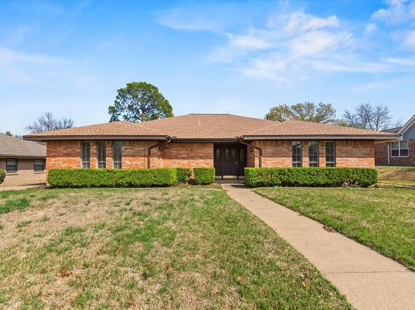 1905  Alamo Drive , Arlington Texas 76012