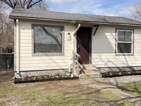 1119 E Cantey Street , Fort Worth Texas 76104