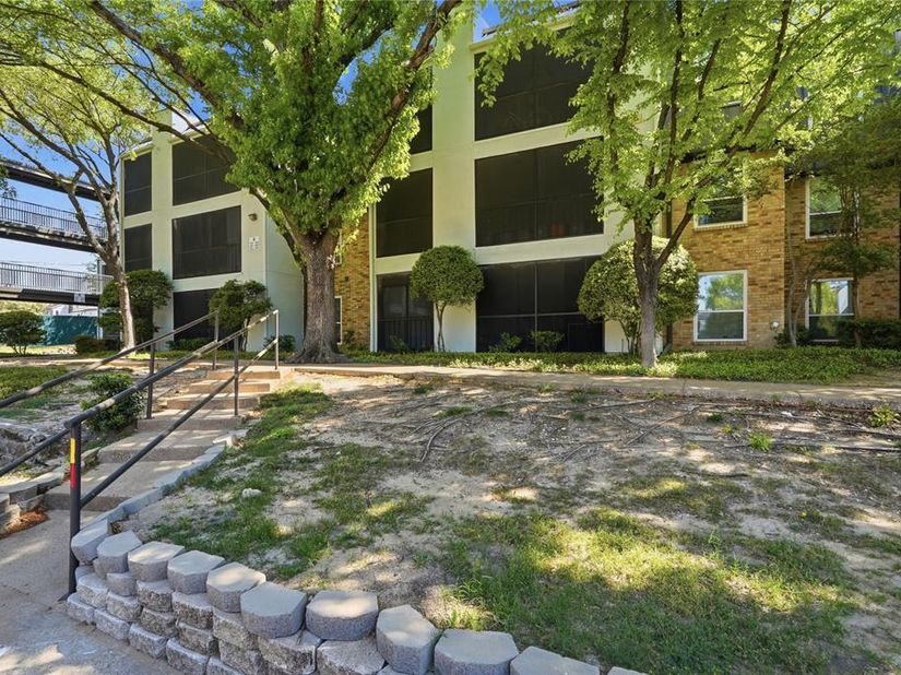 11470  Audelia Road  363, Dallas Texas 75243