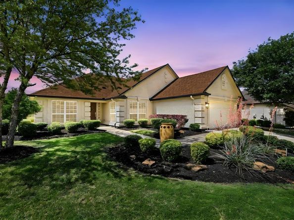 12001  Lockhart Court , Denton Texas 76207