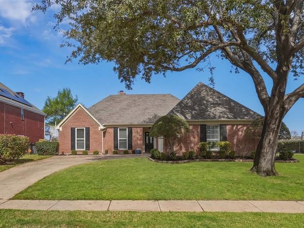 3105  Westwood Drive , Arlington Texas 76012