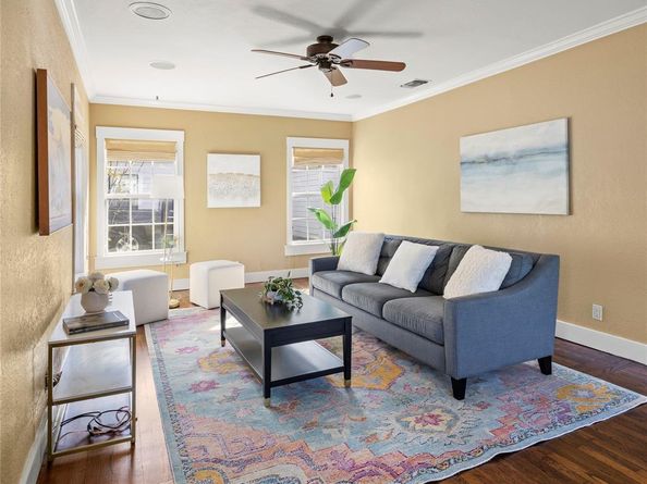 817  Edgefield Road , Fort Worth Texas 76107