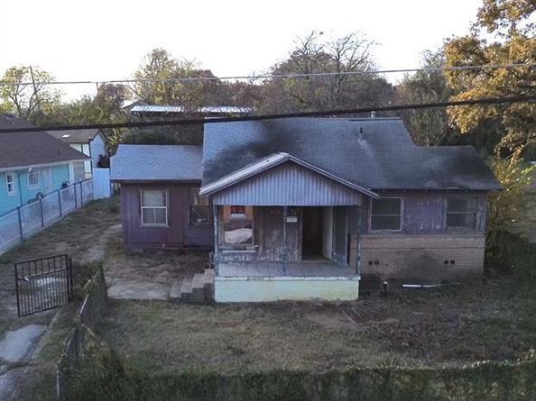 4740  Shackleford Street , Fort Worth Texas 76119