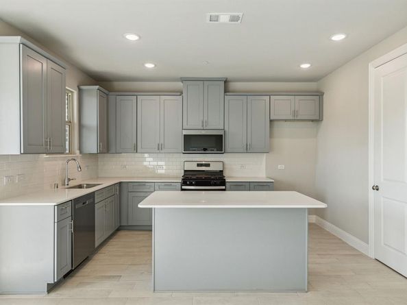 625  Hutchinson Lane , Lewisville Texas 75077