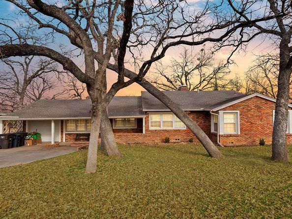 5705  Blueridge Drive , Fort Worth Texas 76112