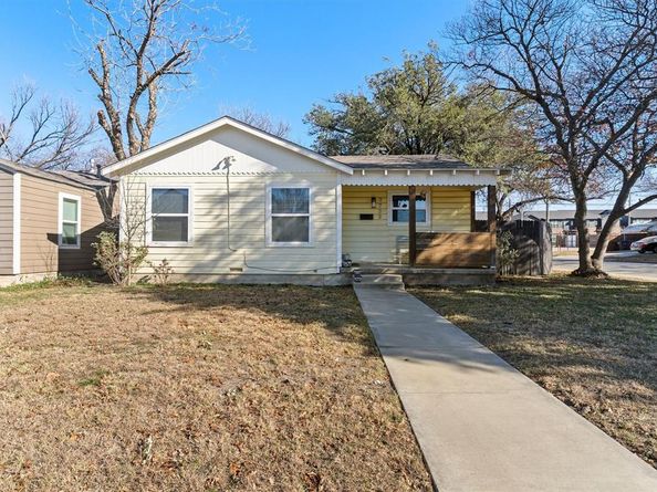 2739  Livingston Avenue , Fort Worth Texas 76110