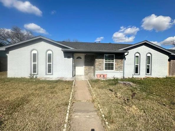 1913  San Antonio Drive , Garland Texas 75042
