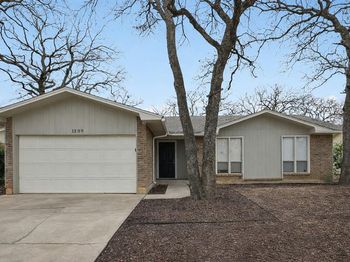 1209  Pin Oak  