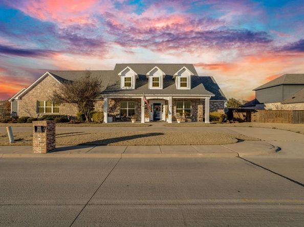 949 W Sunset Boulevard , Celina Texas 75009