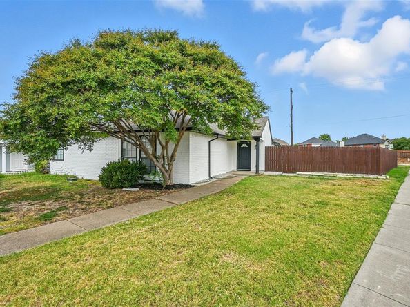 6082  Dooley Drive , The Colony Texas 75056