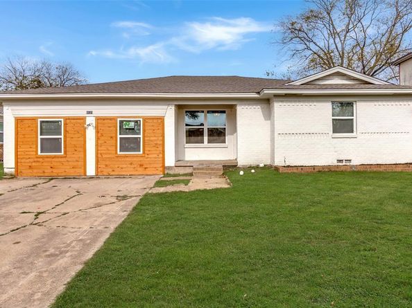 9535  Crestshire Drive , Dallas Texas 75227