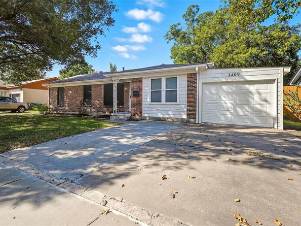 3409  Gay Street , Fort Worth Texas 76111