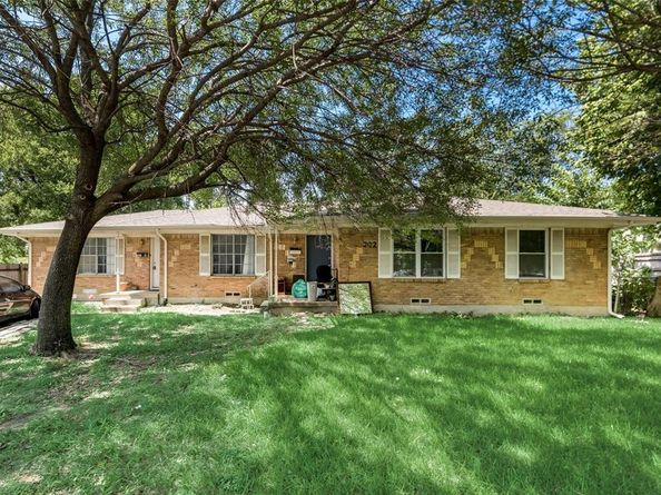 902  Spring Valley Plaza , Richardson Texas 75080